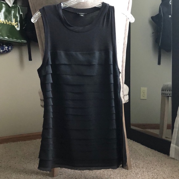 Ann Taylor top - Picture 2 of 6